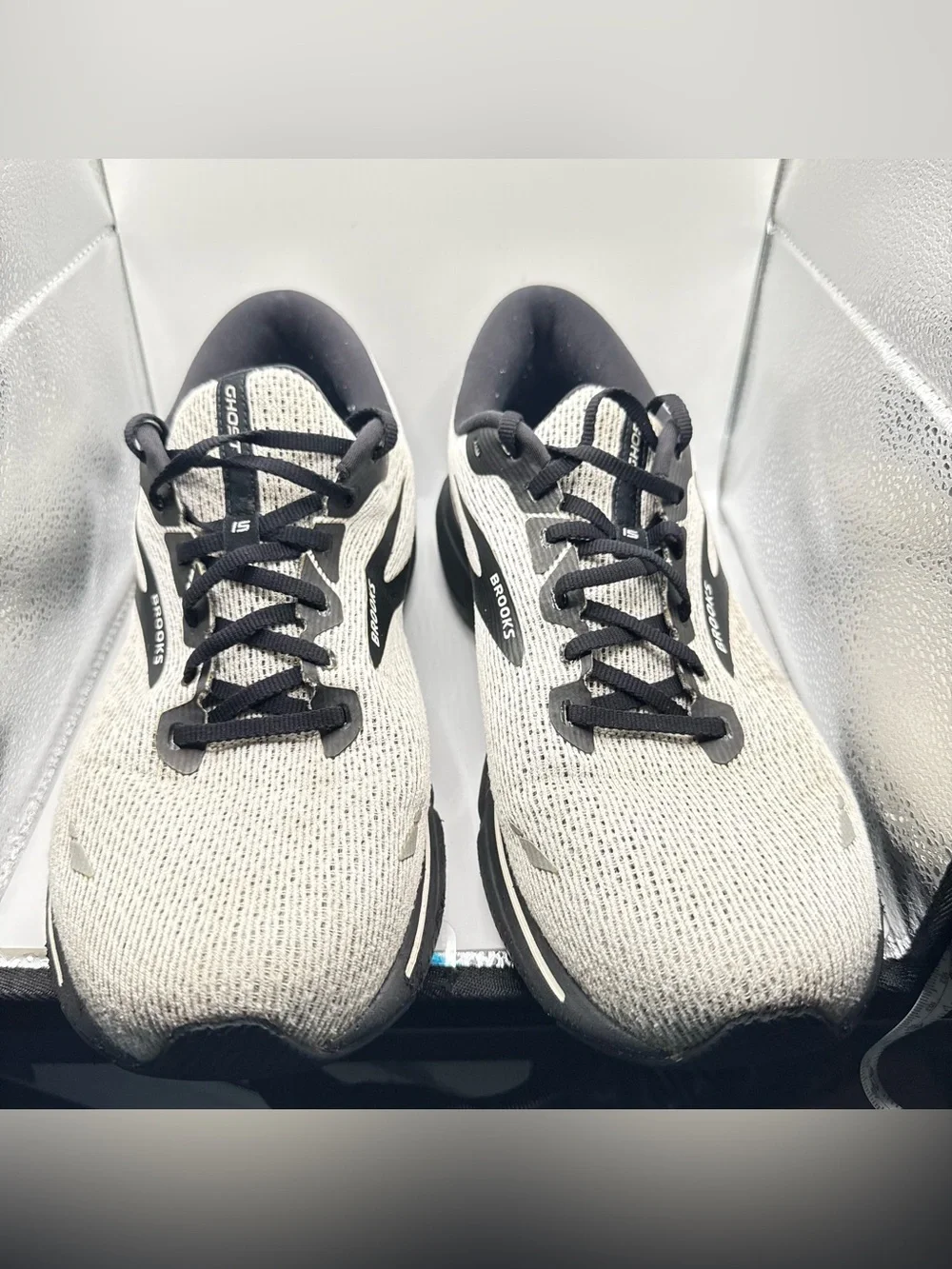 Brooks Ghost 15 Men's Running Shoes - White and Black